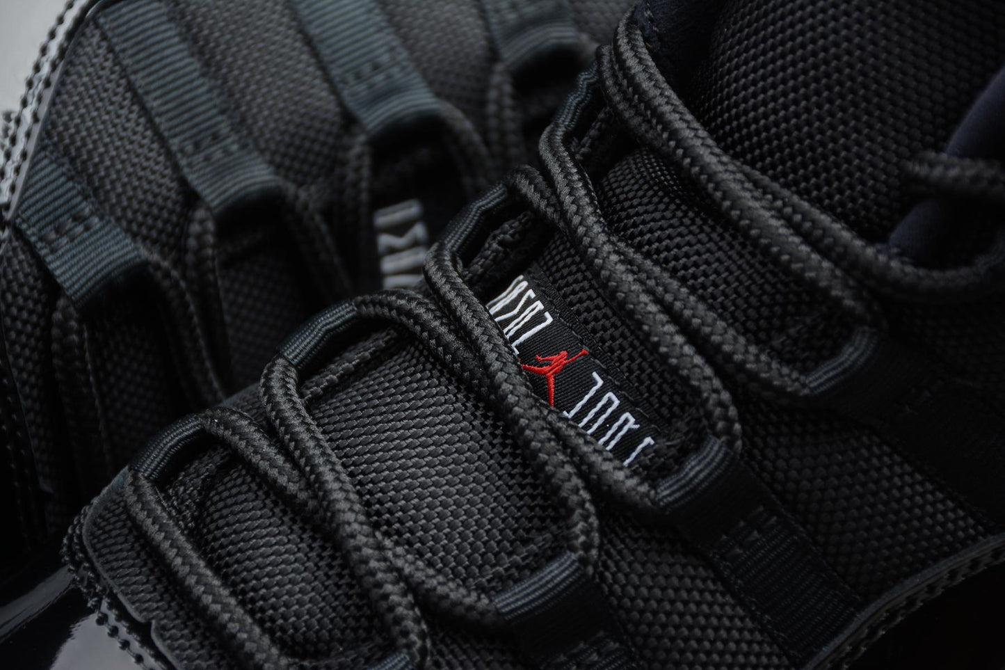 Air Jordan Retro 11 HIGH 378037-010 - DryPom